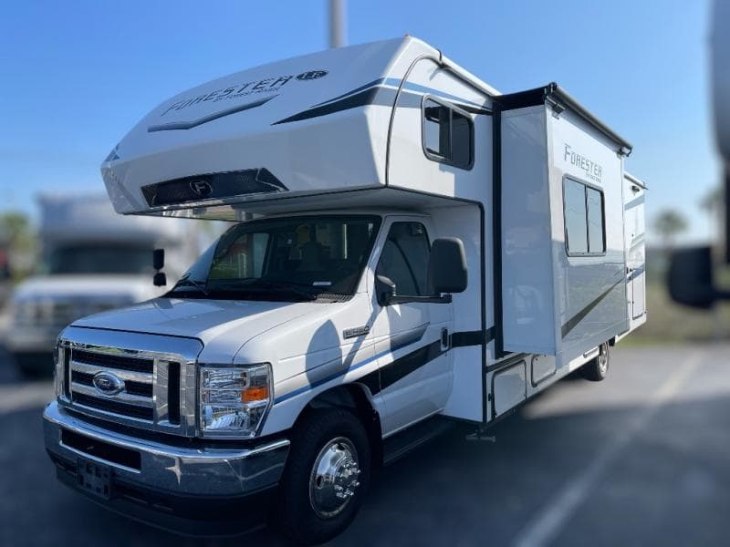 2024 Forest River 2024 Forest River Forester - thumbnail 4