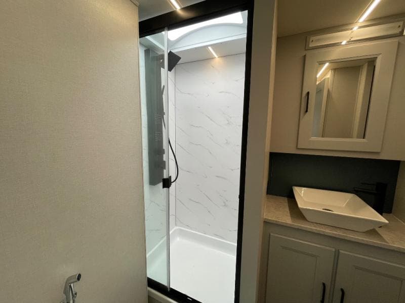 2024 Coachmen 2024 Coachmen Sportscoach SRS - thumbnail 27