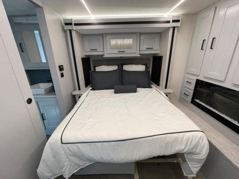 2024 Coachmen 2024 Coachmen Sportscoach SRS - thumbnail 36