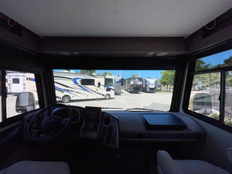 2024 Coachmen 2024 Coachmen Pursuit - thumbnail 12