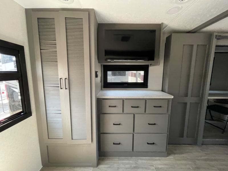 2024 Coachmen 2024 Coachmen Pursuit - thumbnail 41