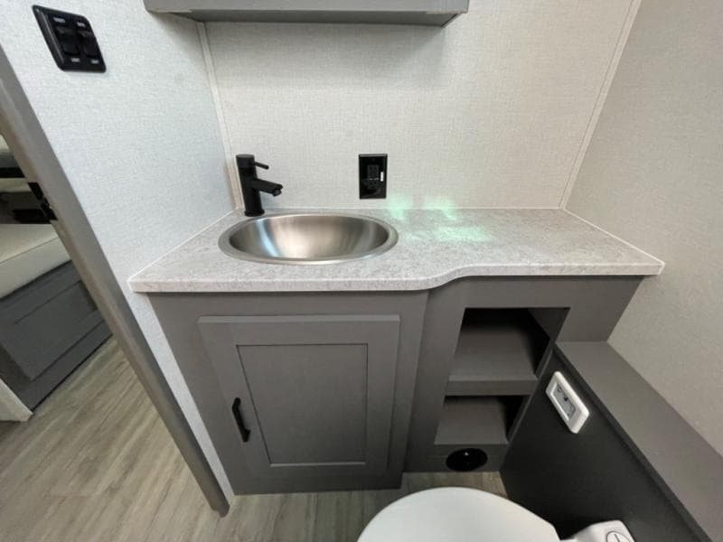 2024 Coachmen 2024 Coachmen Pursuit - thumbnail 45