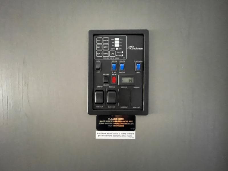 2024 Coachmen 2024 Coachmen Pursuit - thumbnail 48