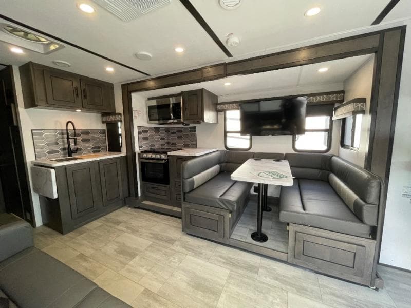 2024 Forest River 2024 Forest River FR3 - thumbnail 24