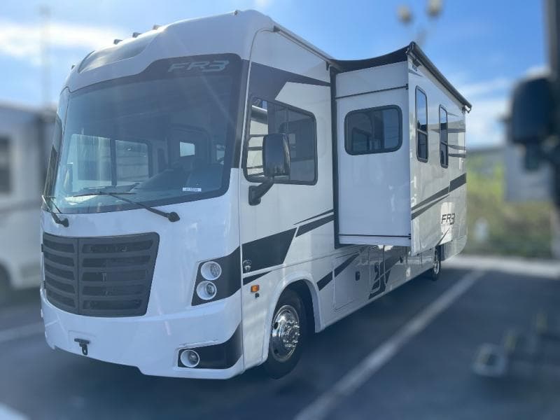 2024 Forest River 2024 Forest River FR3 - thumbnail 4