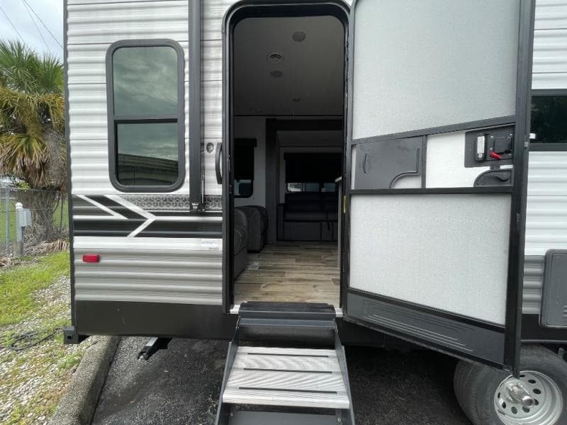 2024 Dutchmen 2024 Dutchmen Coleman - thumbnail 16