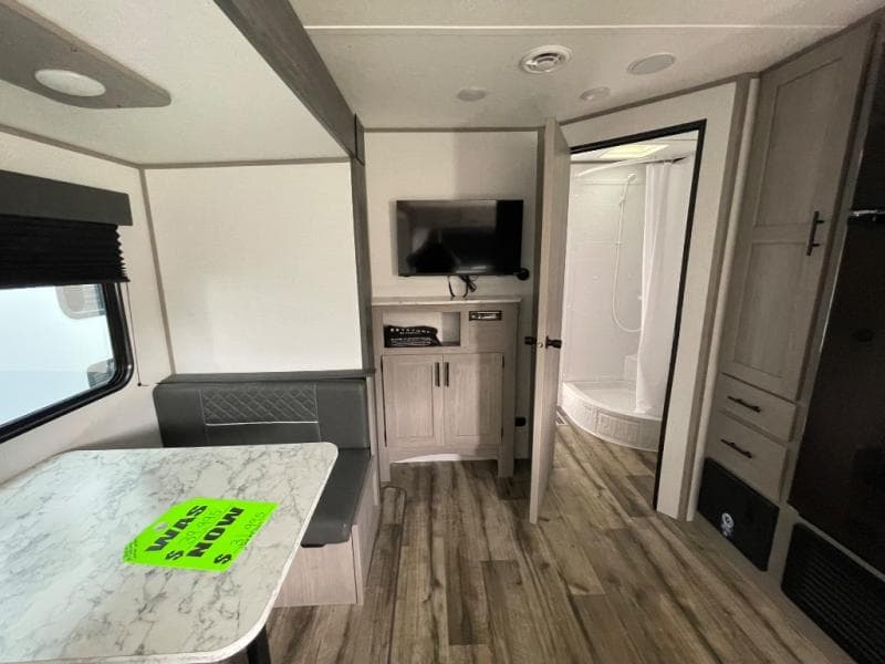 2024 Dutchmen 2024 Dutchmen Coleman - thumbnail 21