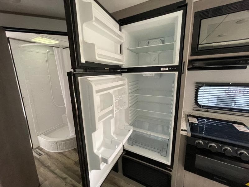 2024 Dutchmen 2024 Dutchmen Coleman - thumbnail 29