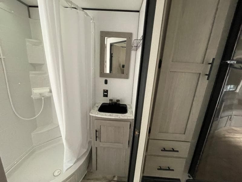 2024 Dutchmen 2024 Dutchmen Coleman - thumbnail 33