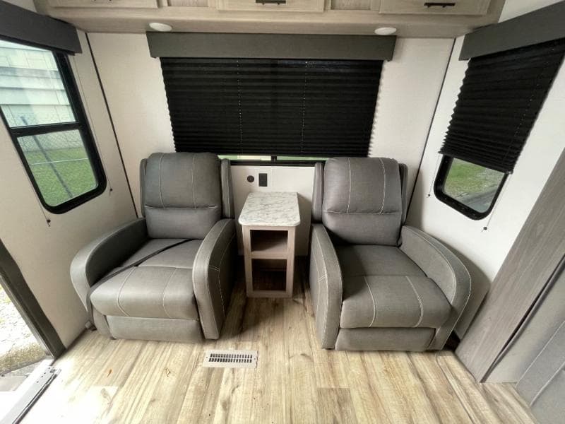 2024 Dutchmen 2024 Dutchmen Coleman - thumbnail 48