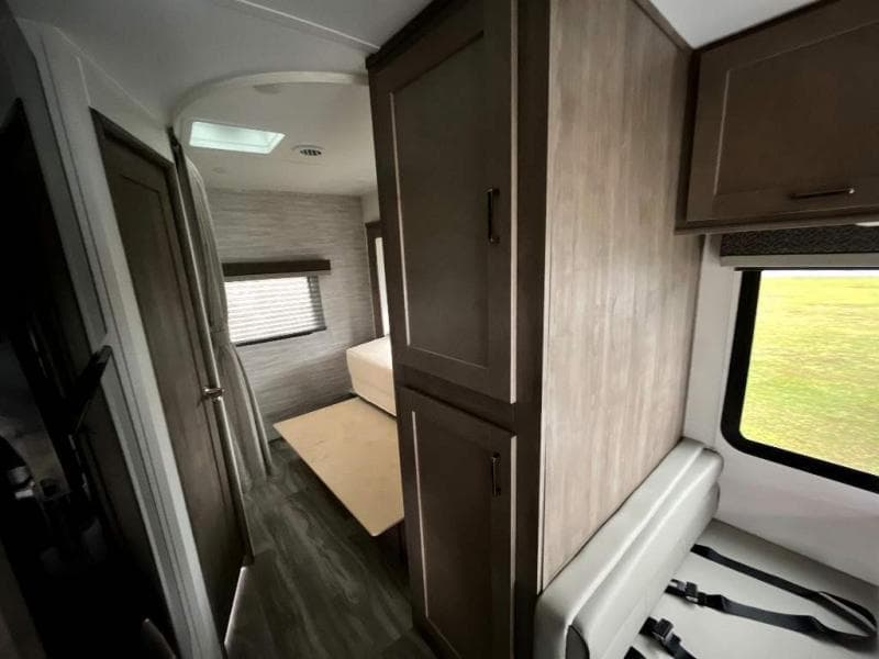 2024 Gulf Stream 2024 Gulf Stream Conquest - thumbnail 27