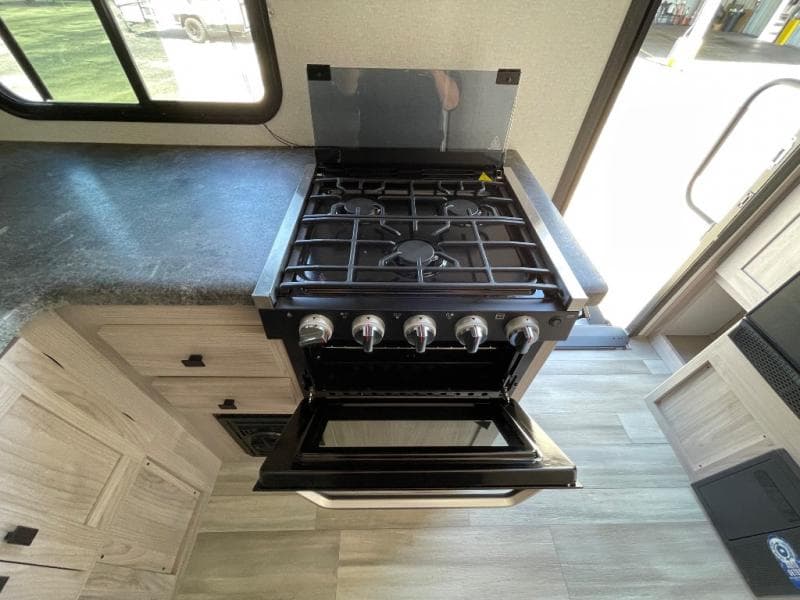 2024 Coachmen 2024 Coachmen Northern Spirit - thumbnail 13