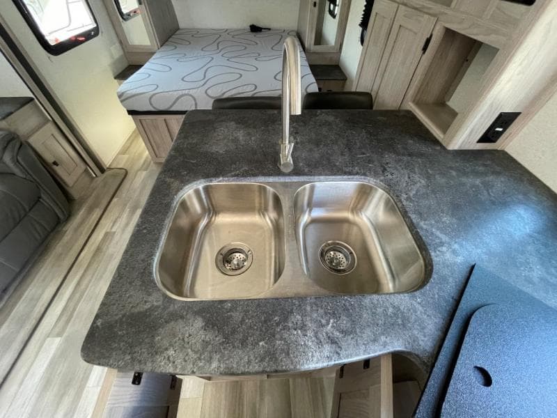 2024 Coachmen 2024 Coachmen Northern Spirit - thumbnail 14