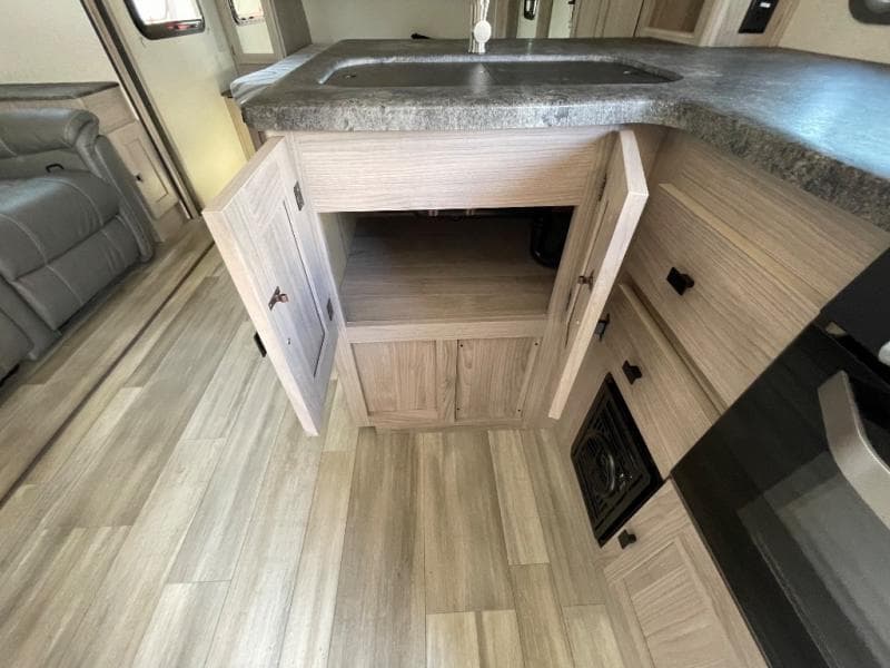 2024 Coachmen 2024 Coachmen Northern Spirit - thumbnail 15