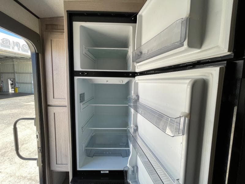 2024 Coachmen 2024 Coachmen Northern Spirit - thumbnail 18