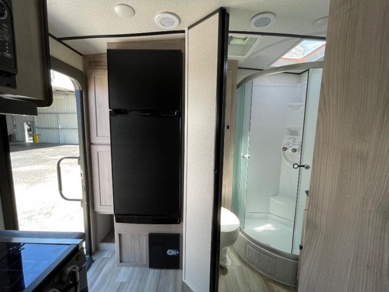 2024 Coachmen 2024 Coachmen Northern Spirit - thumbnail 6