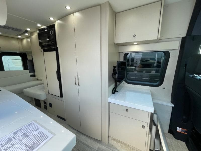 2024 Pleasure-Way 2024 Pleasure-Way Plateau - thumbnail 12