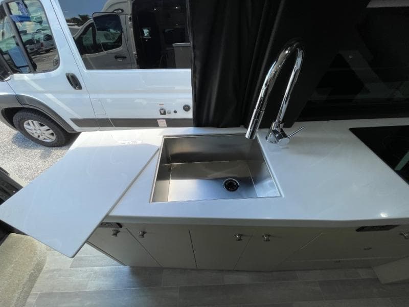 2024 Pleasure-Way 2024 Pleasure-Way Plateau - thumbnail 18