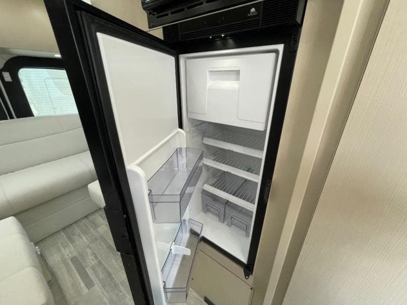 2024 Pleasure-Way 2024 Pleasure-Way Plateau - thumbnail 24