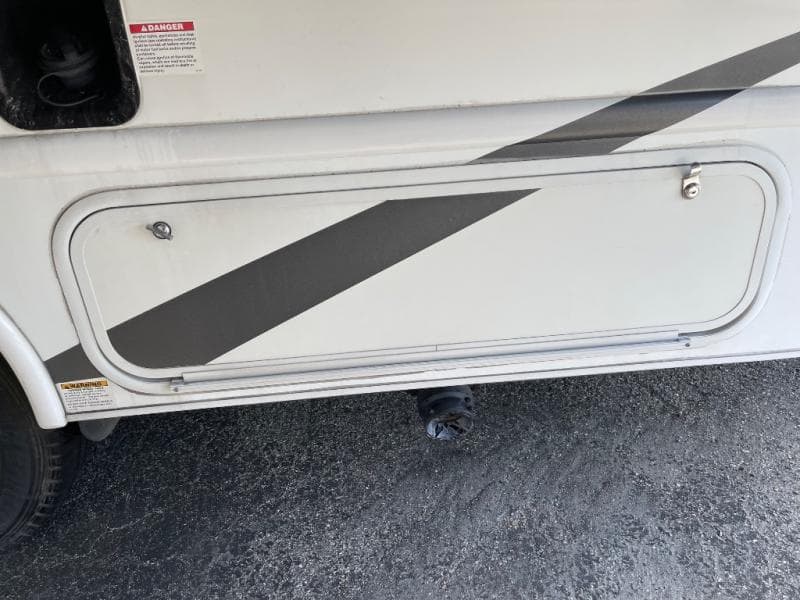 2021 Nexus RV 2021 Nexus RV Phantom - thumbnail 11