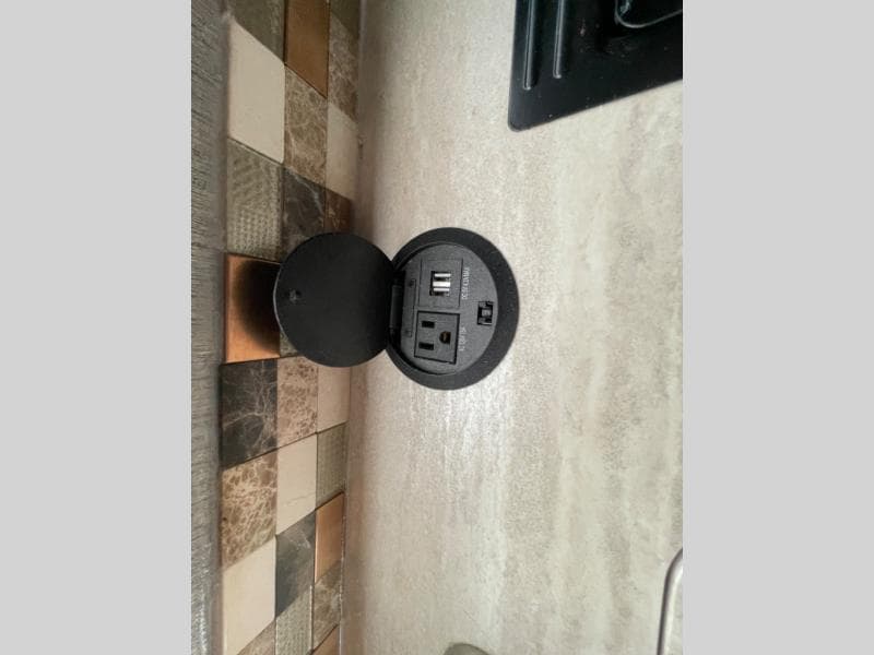 2021 Nexus RV 2021 Nexus RV Phantom - thumbnail 26