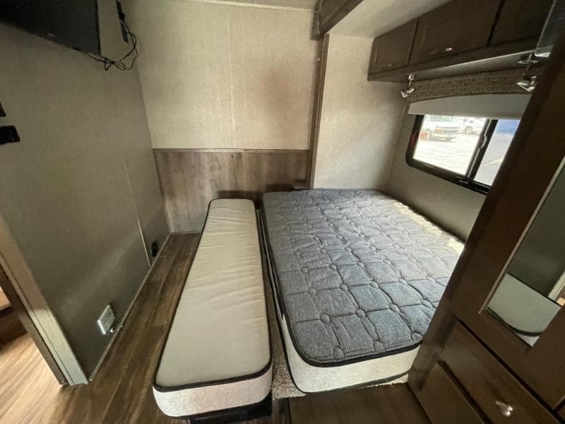 2021 Nexus RV 2021 Nexus RV Phantom - thumbnail 33