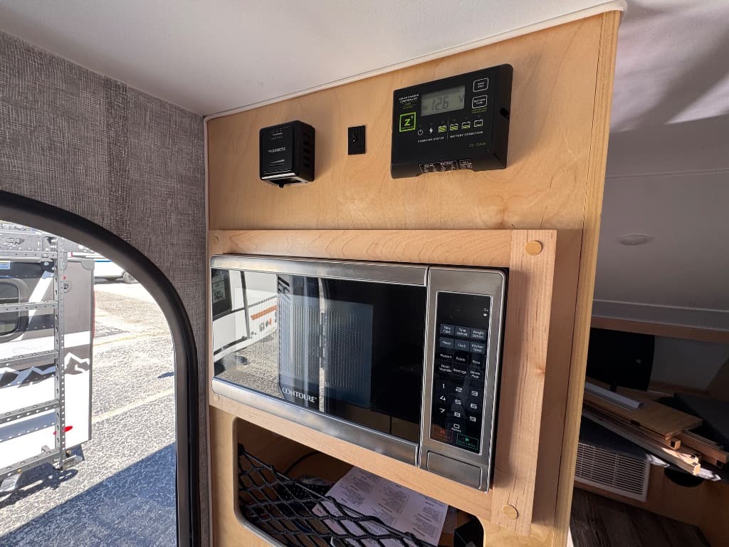 2024 Little Guy Trailers 2024 Little Guy Trailers MICRO MAX - thumbnail 13