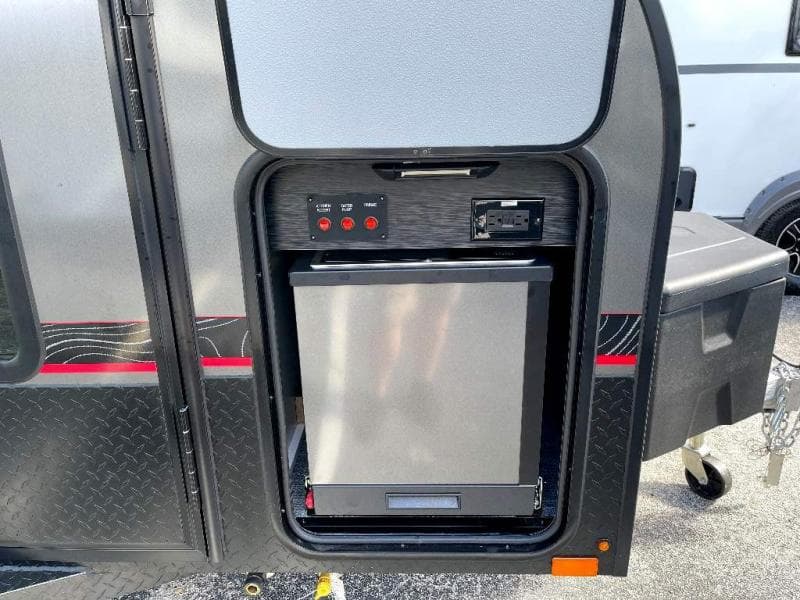 2024 inTech RV 2024 inTech RV Flyer - thumbnail 14