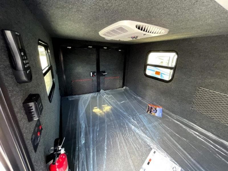 2024 inTech RV 2024 inTech RV Flyer - thumbnail 20