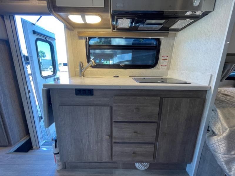 2024 Phoenix USA 2024 Phoenix USA Phoenix Cruiser - thumbnail 30