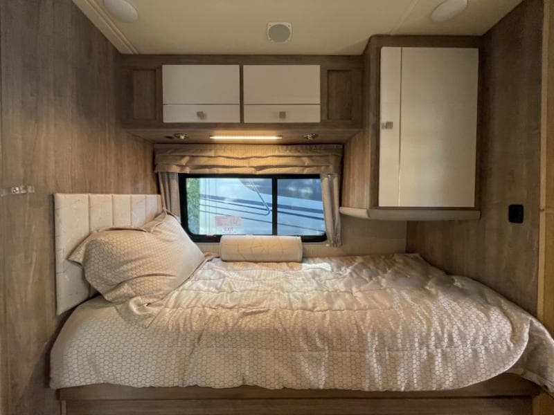 2024 Phoenix USA 2024 Phoenix USA Phoenix Cruiser - thumbnail 41