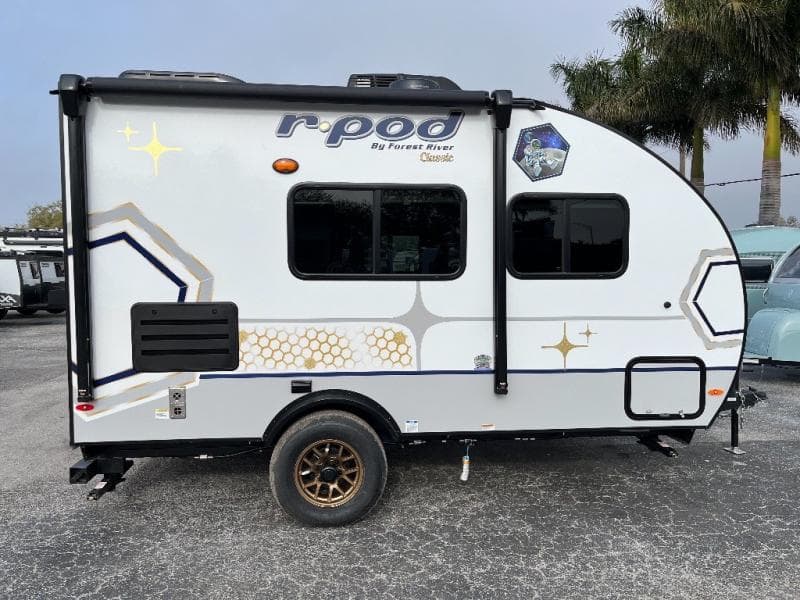 2024 Forest River 2024 Forest River R-Pod - thumbnail 13