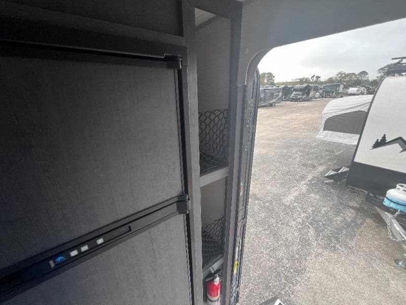 2024 Forest River 2024 Forest River R-Pod - thumbnail 17