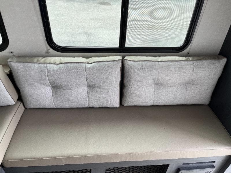 2024 Forest River 2024 Forest River R-Pod - thumbnail 27