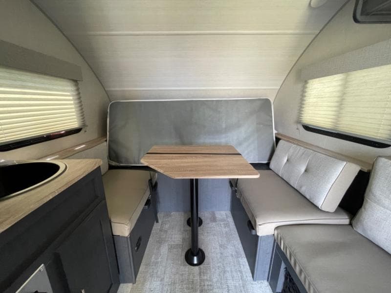 2024 Forest River 2024 Forest River R-Pod - thumbnail 18