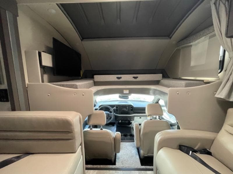 2024 Thor Motor Coach 2024 Thor Motor Coach Omni Trail - thumbnail 12