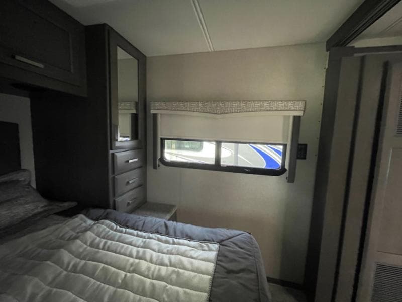 2024 Thor Motor Coach 2024 Thor Motor Coach Omni Trail - thumbnail 33