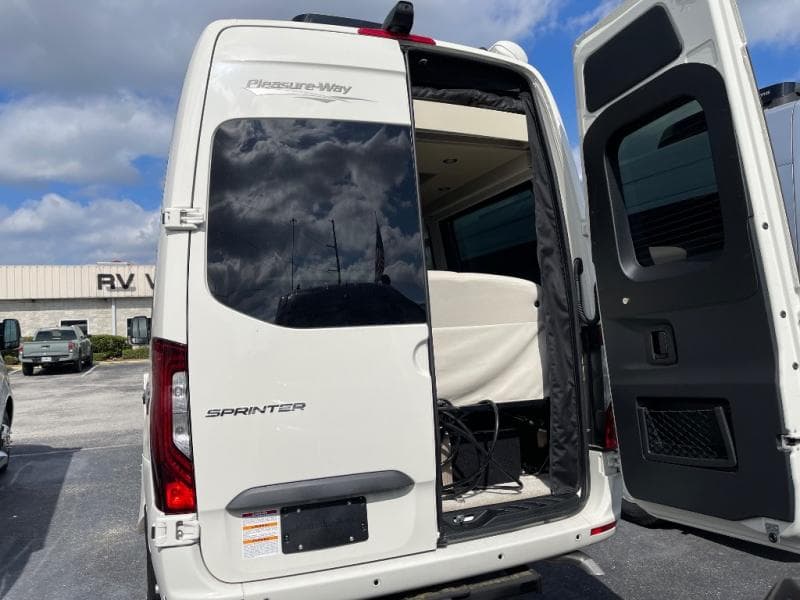 2024 Pleasure-Way 2024 Pleasure-Way Plateau - thumbnail 45