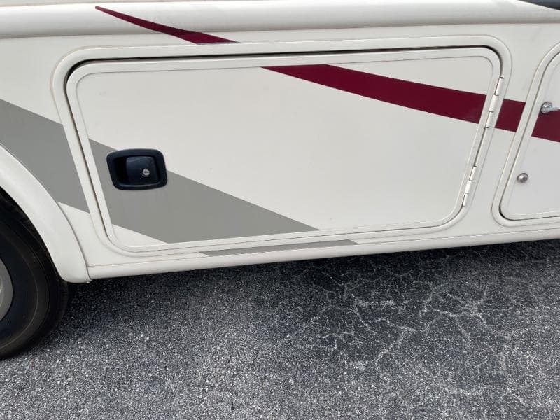 2019 Thor Motor Coach 2019 Thor Motor Coach Hurricane - thumbnail 48