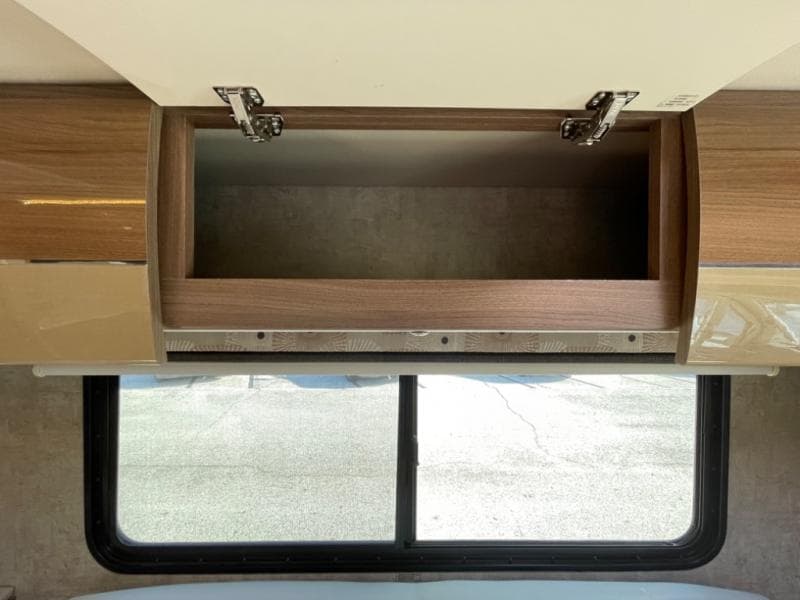 2016 Winnebago 2016 Winnebago View - thumbnail 25