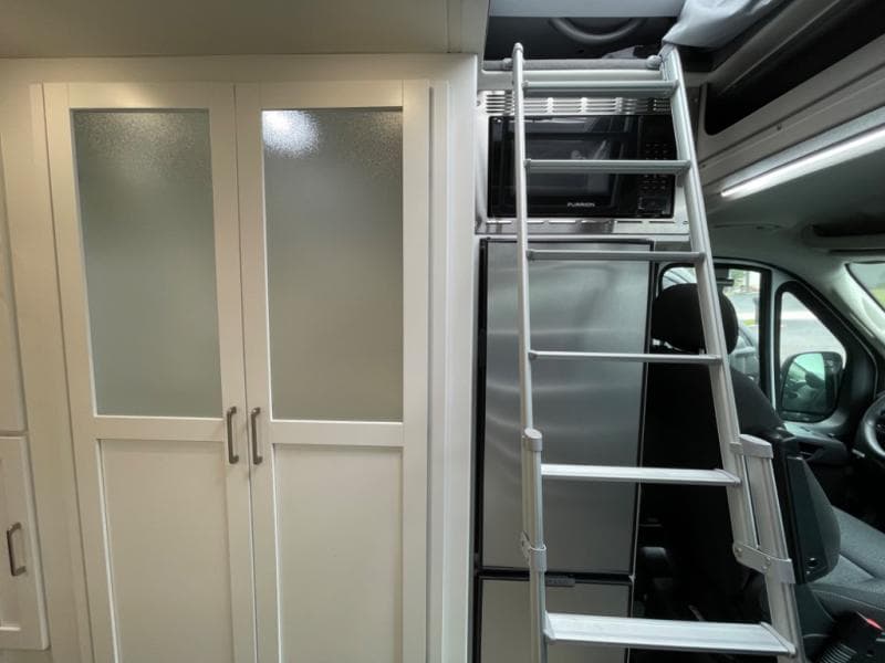 2025 Coachmen 2025 Coachmen Nova - thumbnail 12