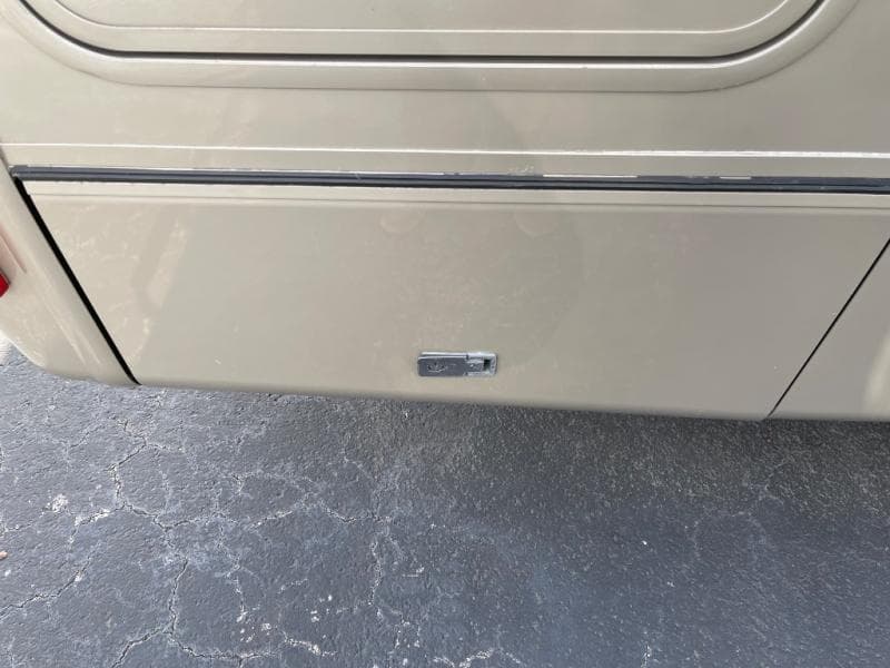 2014 Leisure Travel Vans 2014 Leisure Travel Vans Unity - thumbnail 36