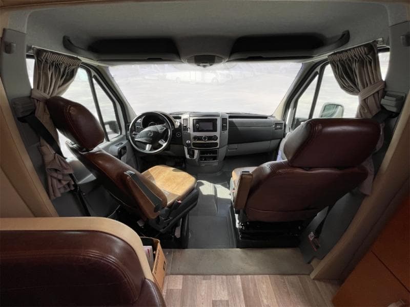 2014 Leisure Travel Vans 2014 Leisure Travel Vans Unity - thumbnail 5