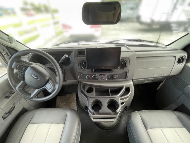 2025 Forest River 2025 Forest River Sunseeker - thumbnail 28