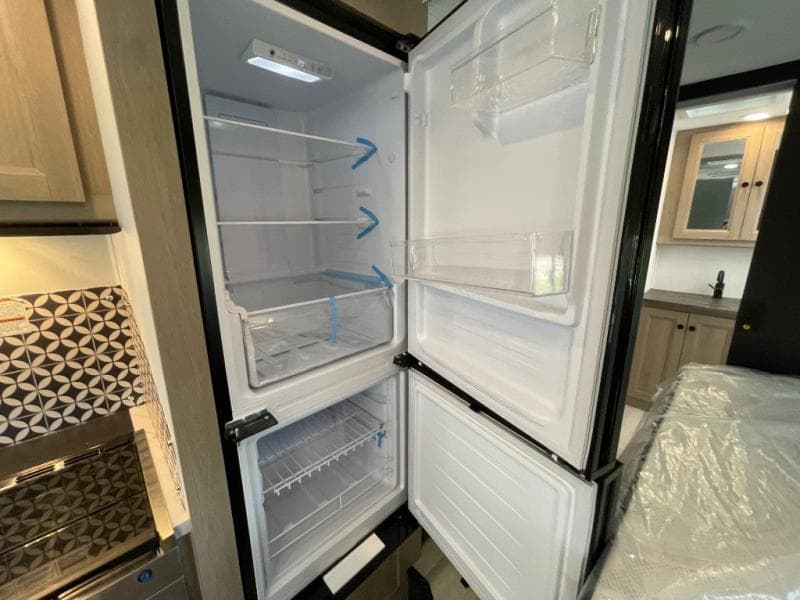 2025 Forest River 2025 Forest River Sunseeker - thumbnail 42