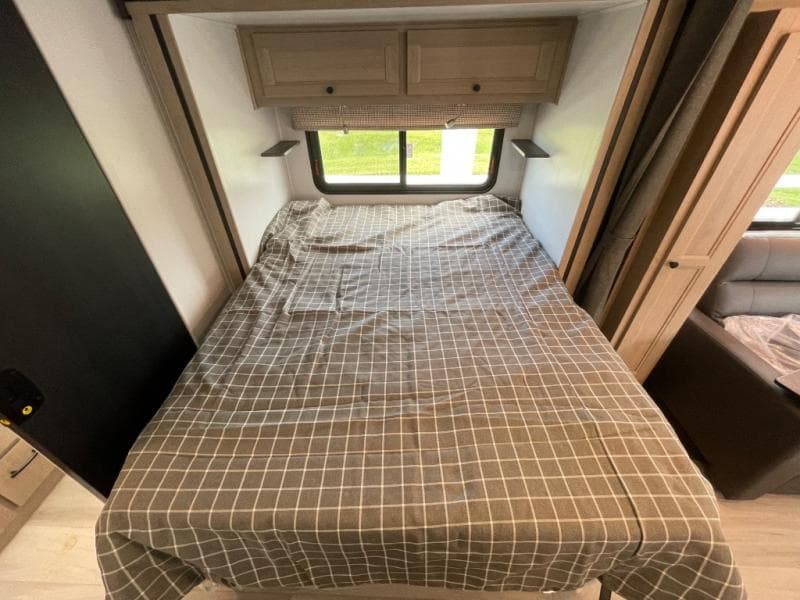 2025 Forest River 2025 Forest River Sunseeker - thumbnail 47