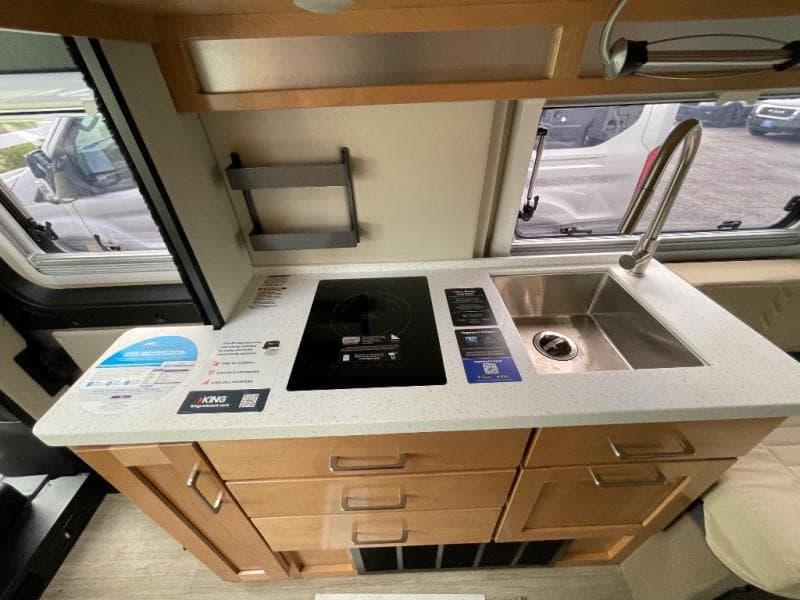 2025 Coachmen 2025 Coachmen Nova - thumbnail 17