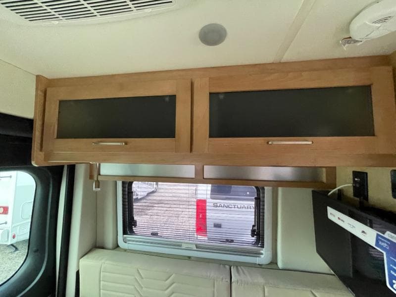 2025 Coachmen 2025 Coachmen Nova - thumbnail 28