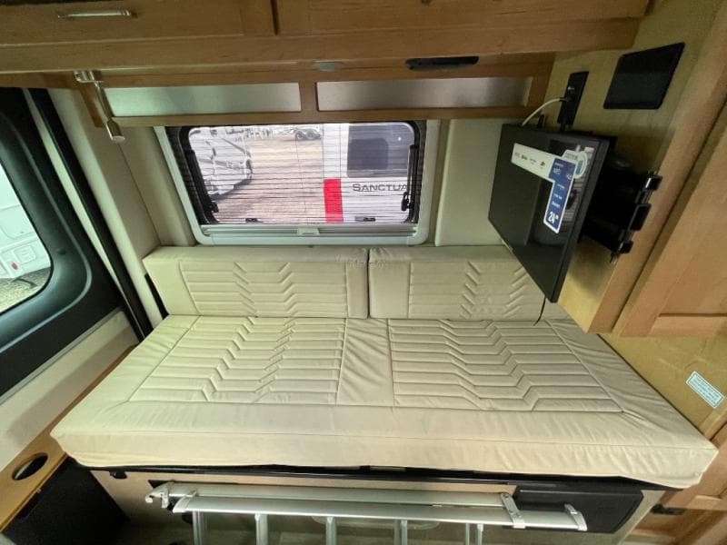 2025 Coachmen 2025 Coachmen Nova - thumbnail 29