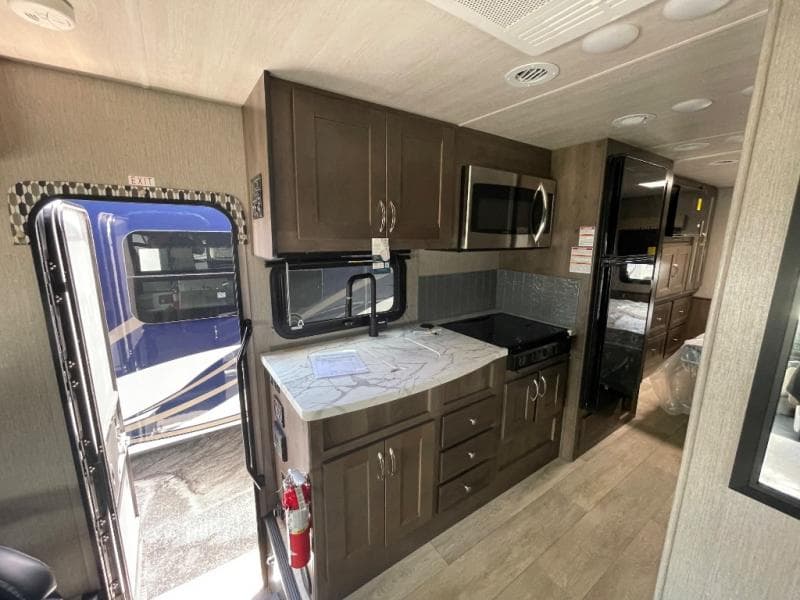 2025 Nexus RV 2025 Nexus RV Viper - thumbnail 16